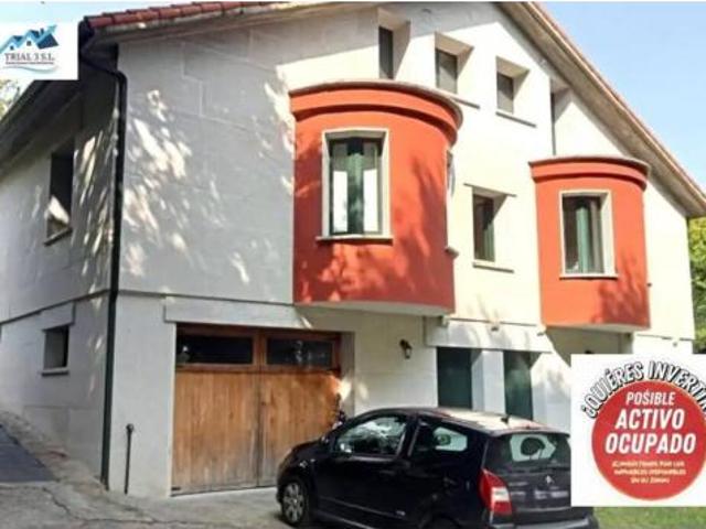 Chalet Venta Abegondo, A Axilda