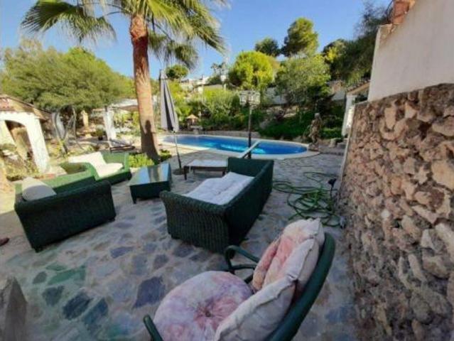 Chalet Venta Águilas, Los Geráneos