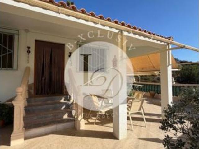 Chalet Venta Águilas, Los Geráneos