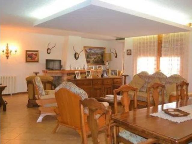 Chalet Venta Albalatillo, Albalatillo