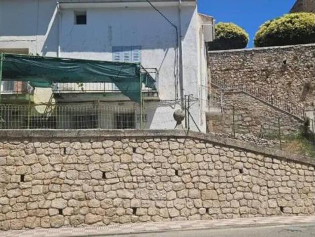 Chalet Venta Albares, Albares