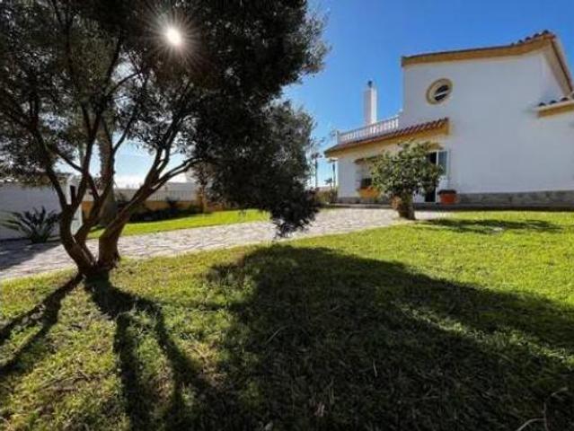 Chalet Venta Algeciras, Centro