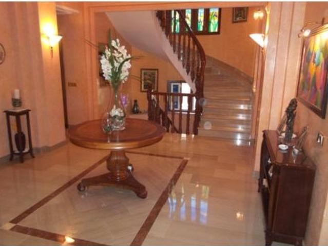 Chalet Venta Alhaurín de la Torre, Capellanía Retamar