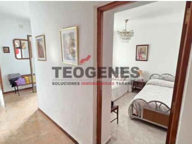Chalet Venta Almendros, Almendros