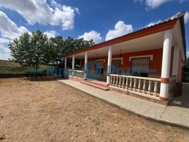 Chalet Venta Almendralejo, Almendralejo