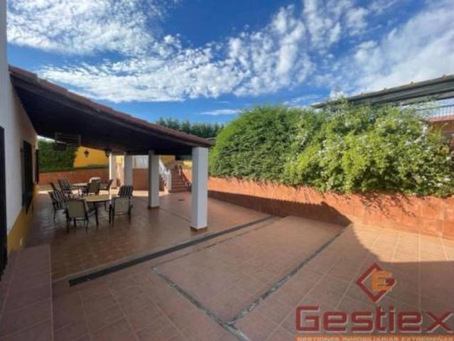 Chalet Venta Almendralejo, Almendralejo