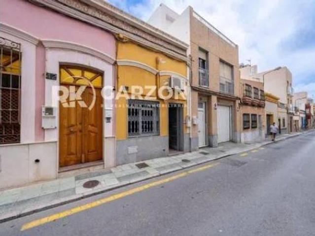 Chalet Venta Almería Capital, Plaza de Toros Santa Rita