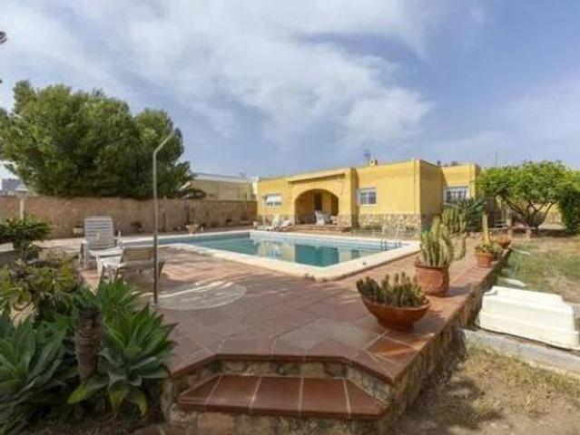 Chalet Venta Almería Capital, Retamar