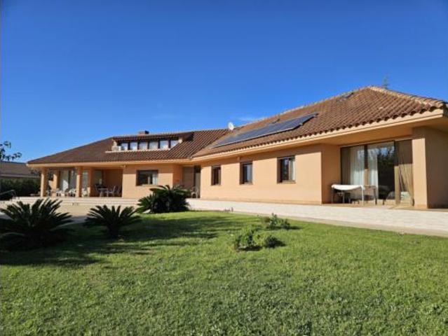 Chalet Venta Almoster, Almoster