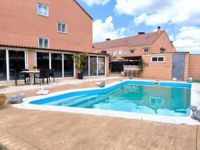 Chalet Venta Alovera, Alovera