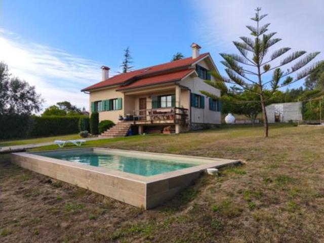 Chalet Venta Ares, Redes