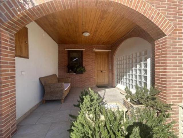 Chalet Venta Arguedas, Arguedas