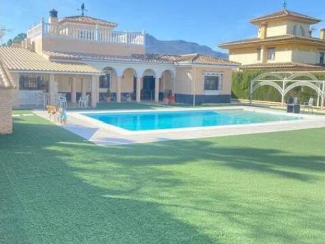 Chalet Venta Atarfe, Caparacena