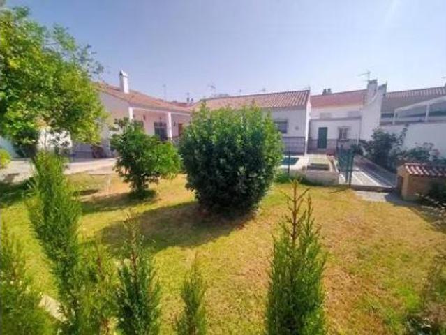 Chalet Venta Bormujos, Centro