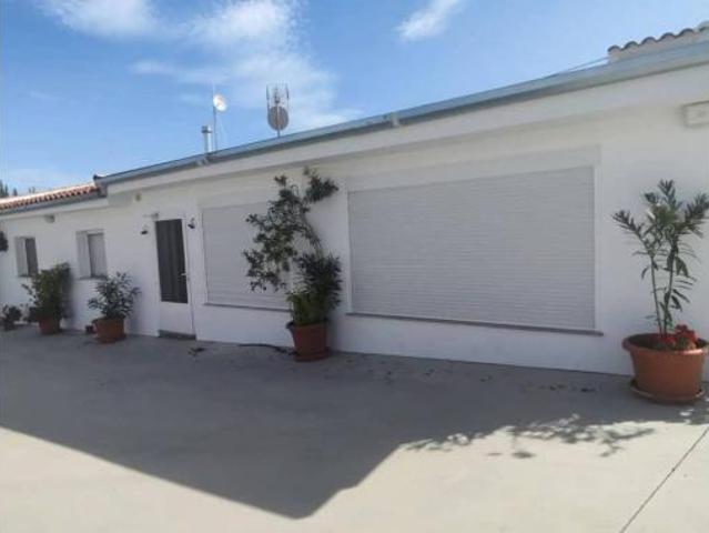 Chalet Venta Baza, Baza