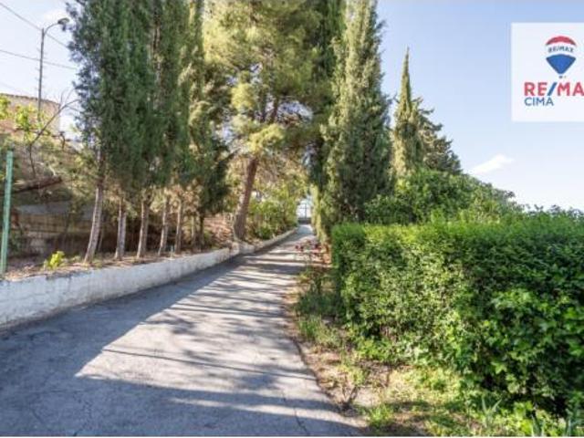 Chalet Venta Baza, Baza