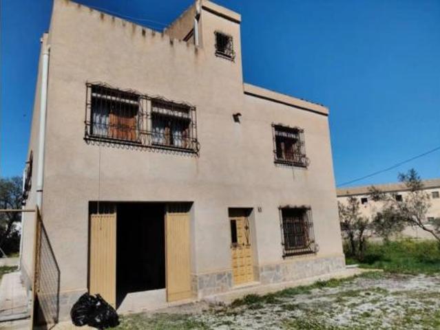 Chalet Venta Baza, Baza