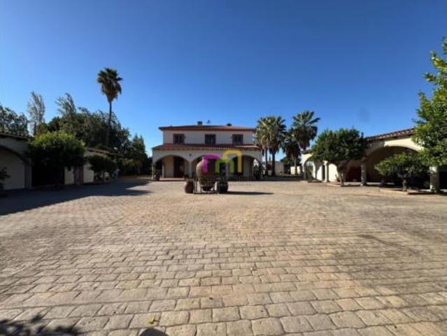 Chalet Venta Badajoz Capital, Carretera de Olivenza