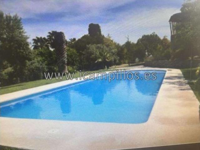 Chalet Venta Baena, Baena