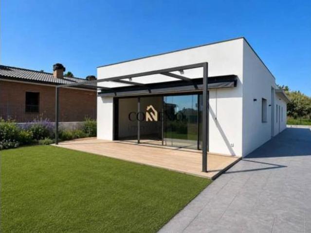 Chalet Venta Banyoles, Banyoles