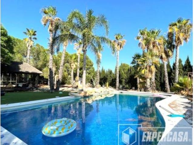 Chalet Venta Bétera, La Conarda Montesano