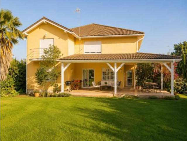 Chalet Venta Bétera, Los Pinares La Masia