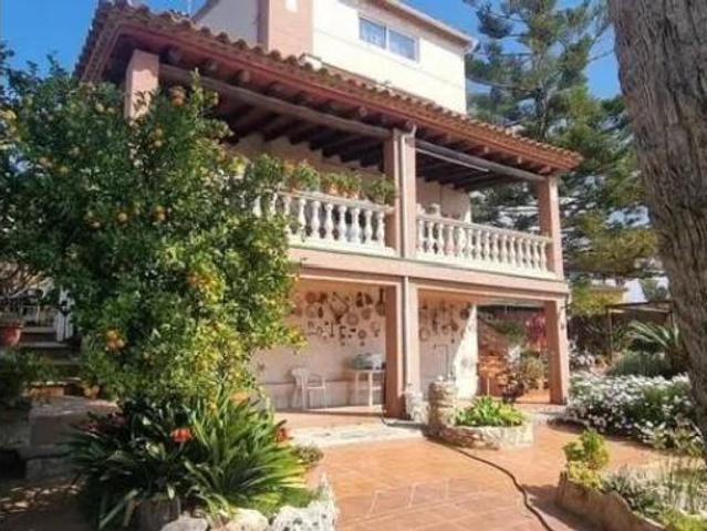 Chalet Venta Bellvei, Bellvei