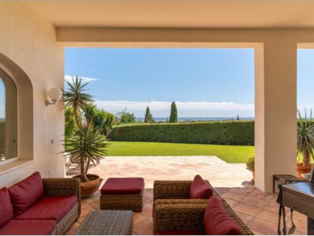 Chalet Venta Benahavís, Núcleo