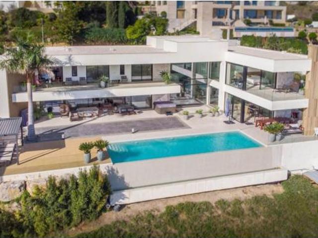 Chalet Venta Benahavís, Núcleo