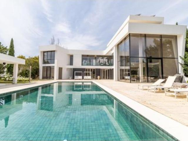 Chalet Venta Benahavís, Núcleo