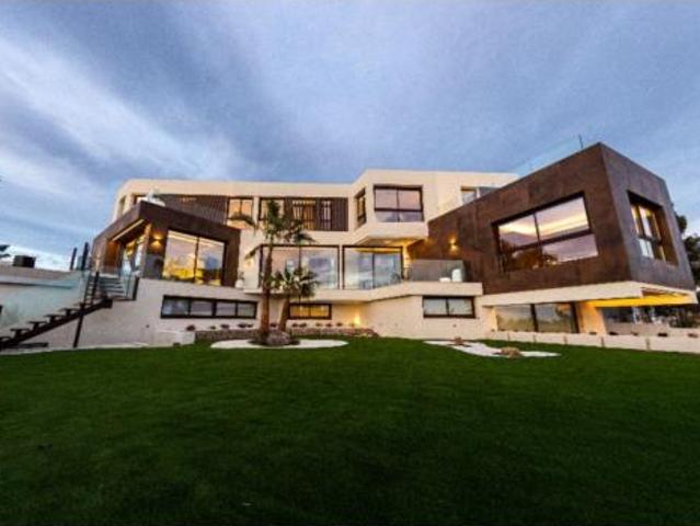 Chalet Venta Benidorm, Urbanitzacions