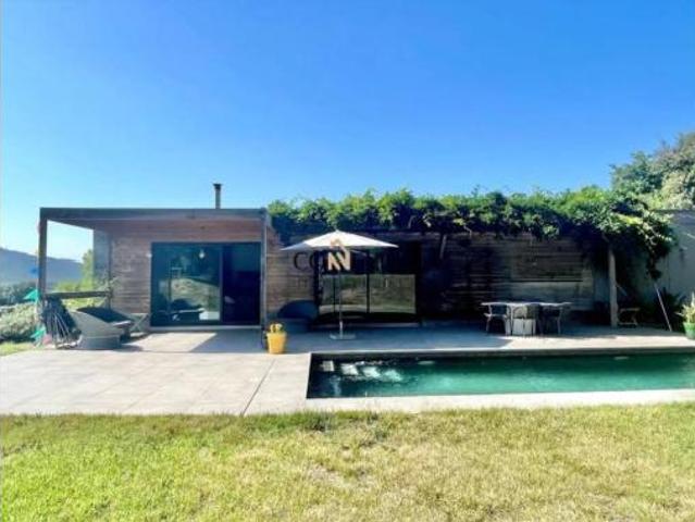 Chalet Venta Bescanó, Bescanó