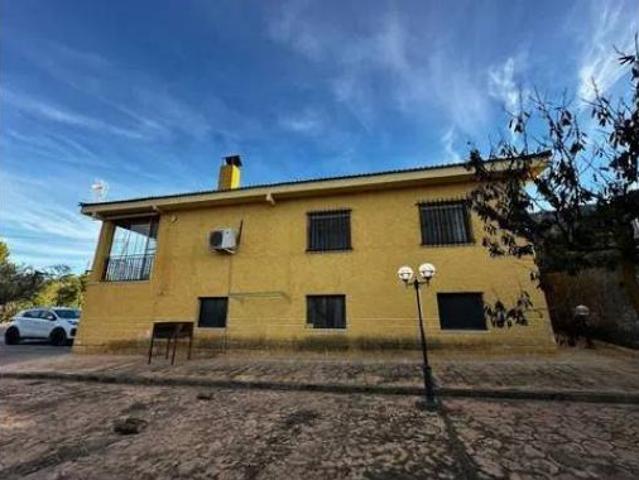 Chalet Venta Biar, Biar
