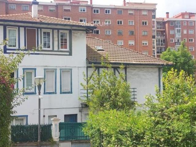 Chalet Venta Bilbao, Matiko Loruri