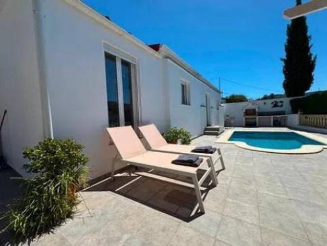 Chalet Venta Blanca, Blanca