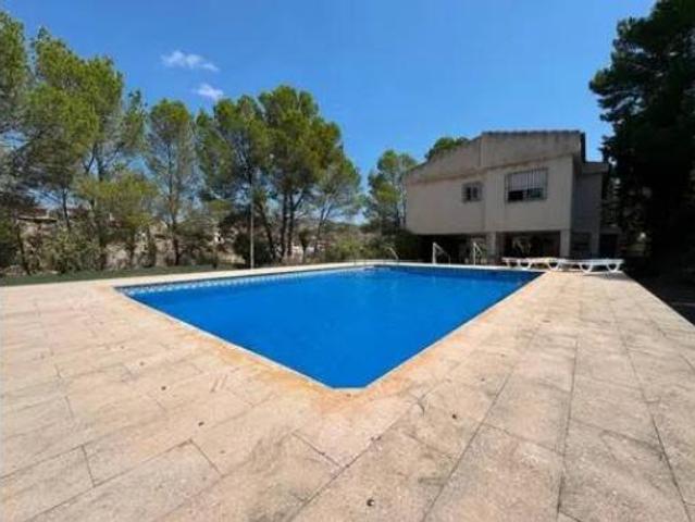 Chalet Venta Blanca, Blanca
