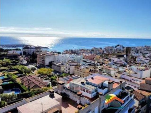 Chalet Venta Blanes, Centre