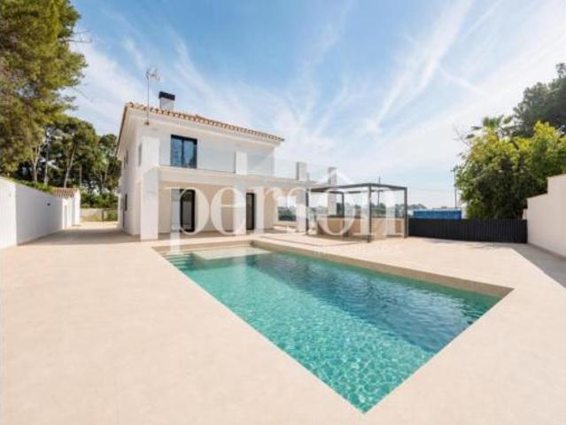 Chalet Venta Godella, Campo Olivar