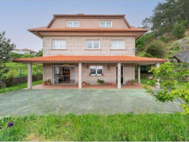 Chalet Venta Gondomar, Chain