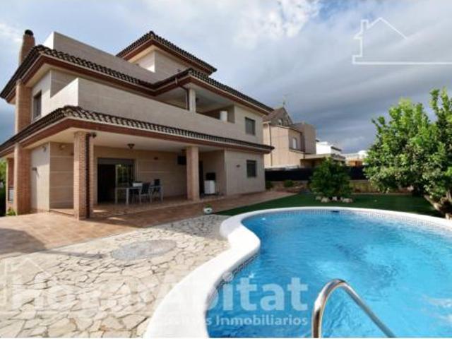 Chalet Venta Gandia, Santa Anna Urbanitzacions