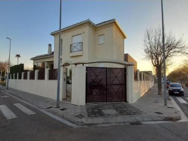 Chalet Venta Gandia, Santa Anna Urbanitzacions