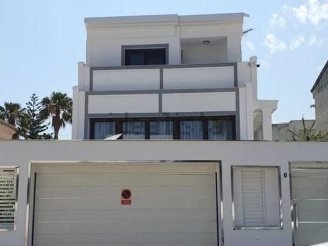 Chalet Venta Gandia, Santa Anna Urbanitzacions