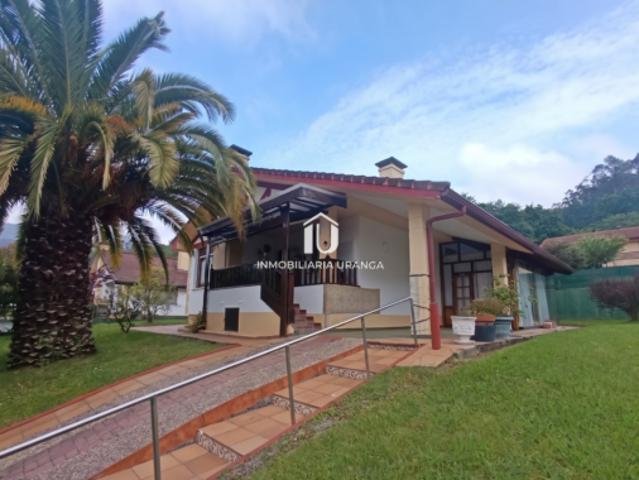 Chalet Venta Guriezo, Adino