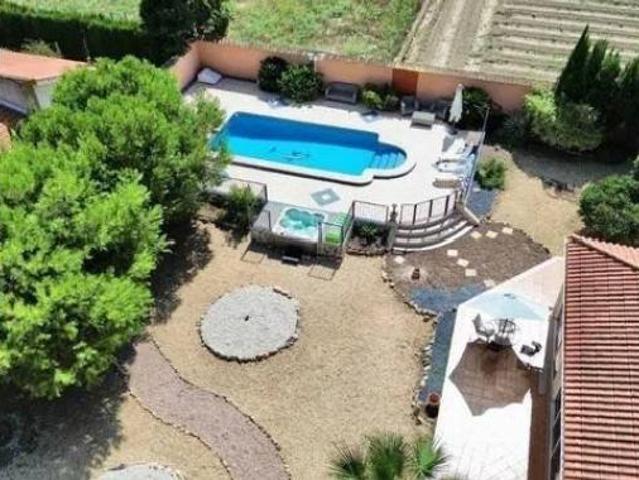 Chalet Venta Dolores, Dolores