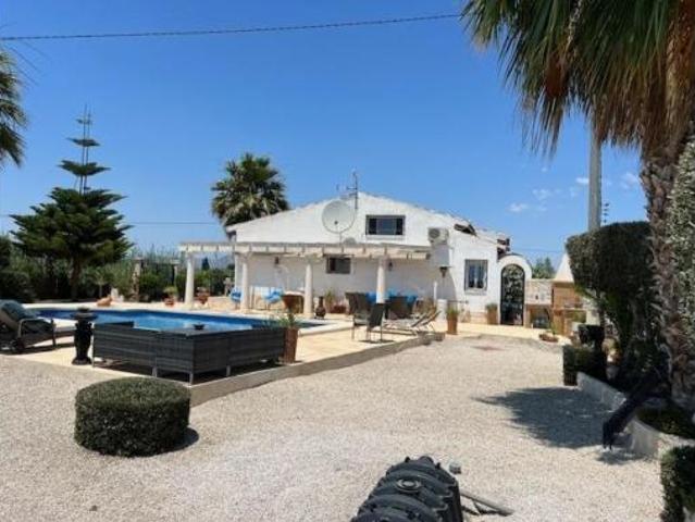 Chalet Venta Dolores, Dolores