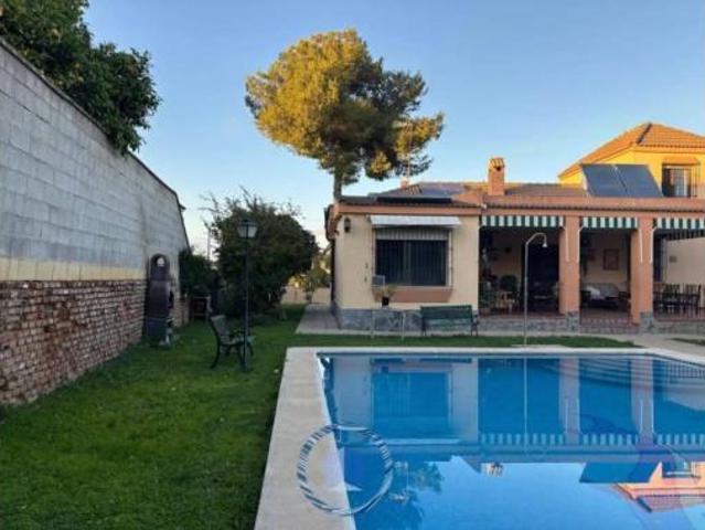 Chalet Venta Dos Hermanas, Dos Hermanas