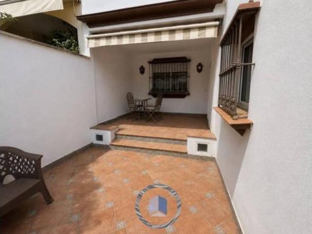 Chalet Venta Dos Hermanas, Entrenúcleos