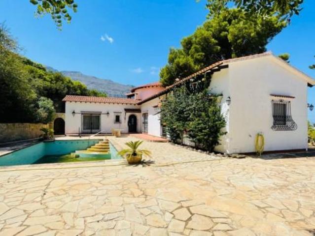 Chalet Venta Dénia, Les Rotes
