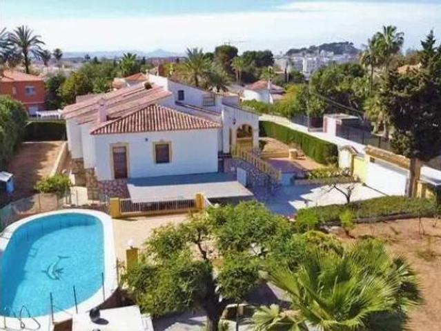 Chalet Venta Dénia, Puerto