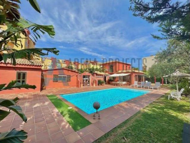 Chalet Venta Dénia, Puerto